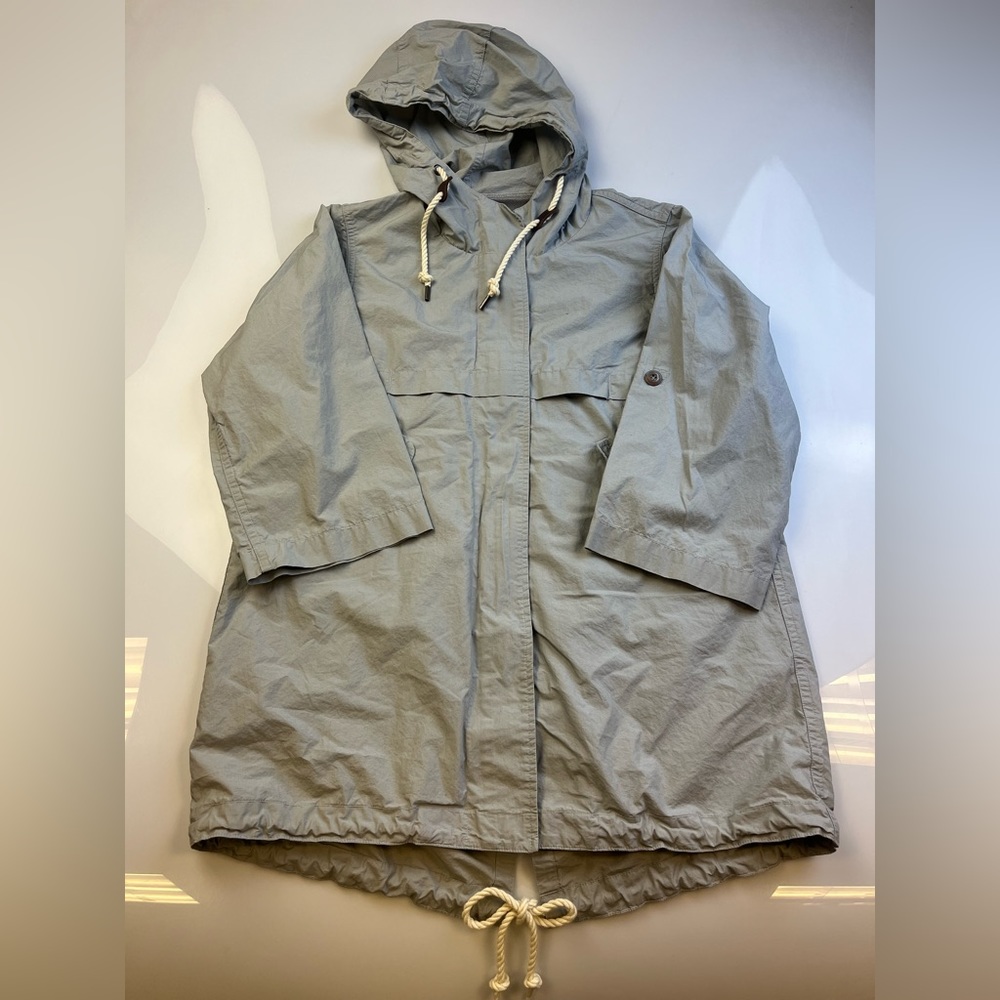 Aigle Zip up Hooded Jacket r96-17